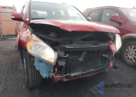 2010 Toyota Rav4 Limited z USA, uszkodzony, nr VIN JTMDF4DV1A5030349